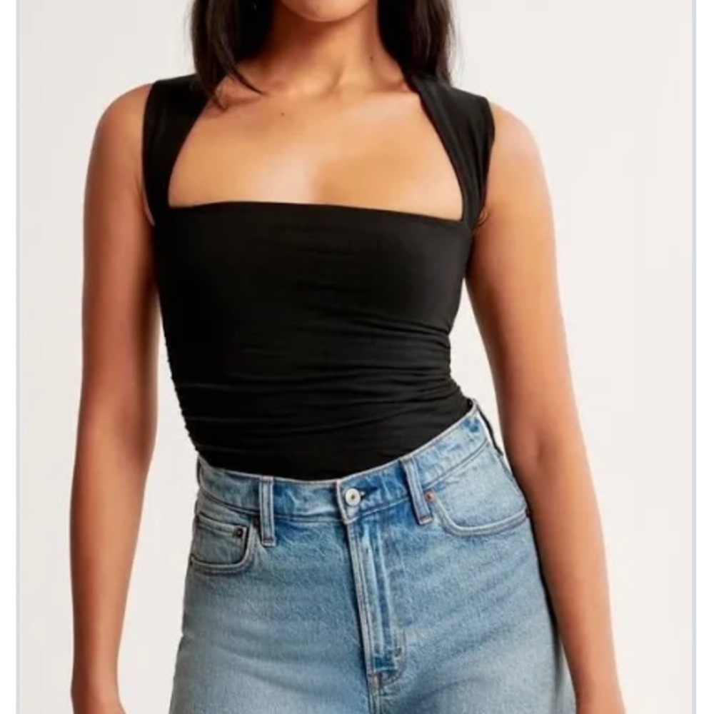 Ava top Abercrombie & Fitch REPOSH NWT